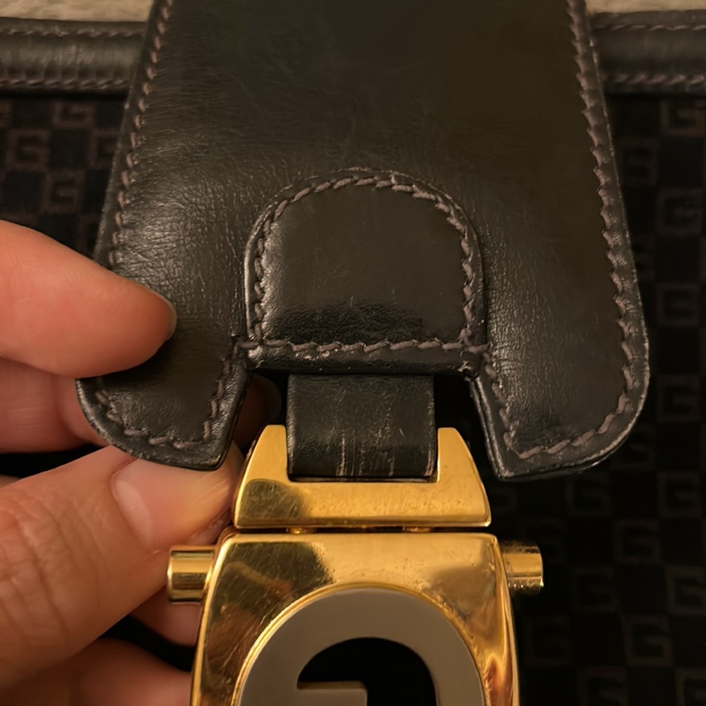 Gucci Shoulder Bag - Picture 14 of 15